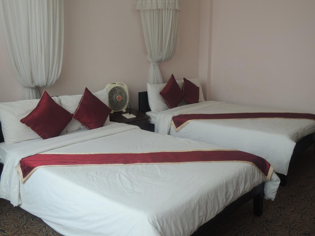 Y Lan Otel Dalat Dış mekan fotoğraf